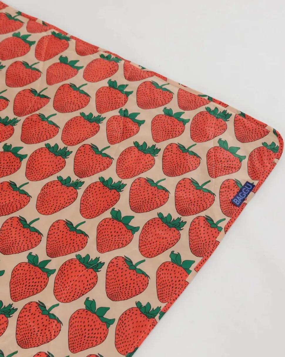 Baggu Picnic Blanket - Strawberry