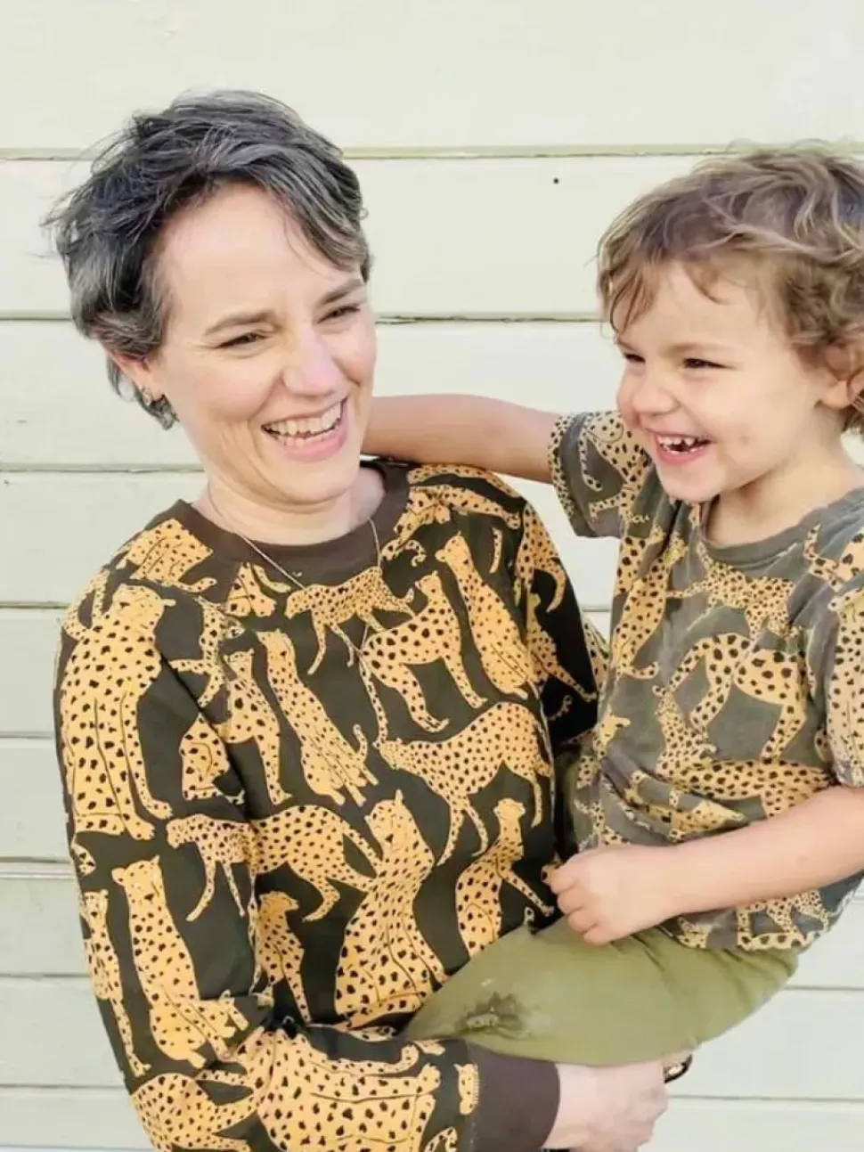 Cheetah Allover Print Sweatshirt (kids & baby)